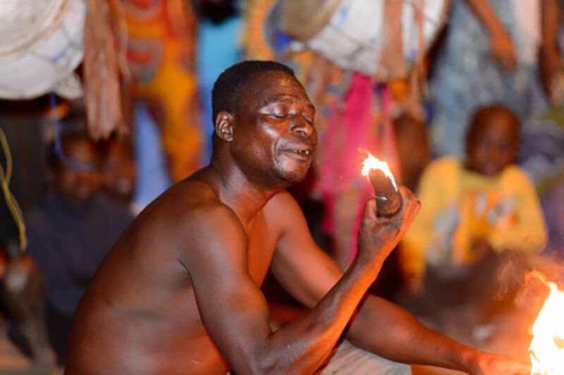 Grand Maître Lansana Keïta – Marabout d’Exception & Autorité Spirituelle Suprême à Paris Grand Maître Lansana Keïta – Marabout d’Exception & Autorité Spirituelle Suprême à Paris